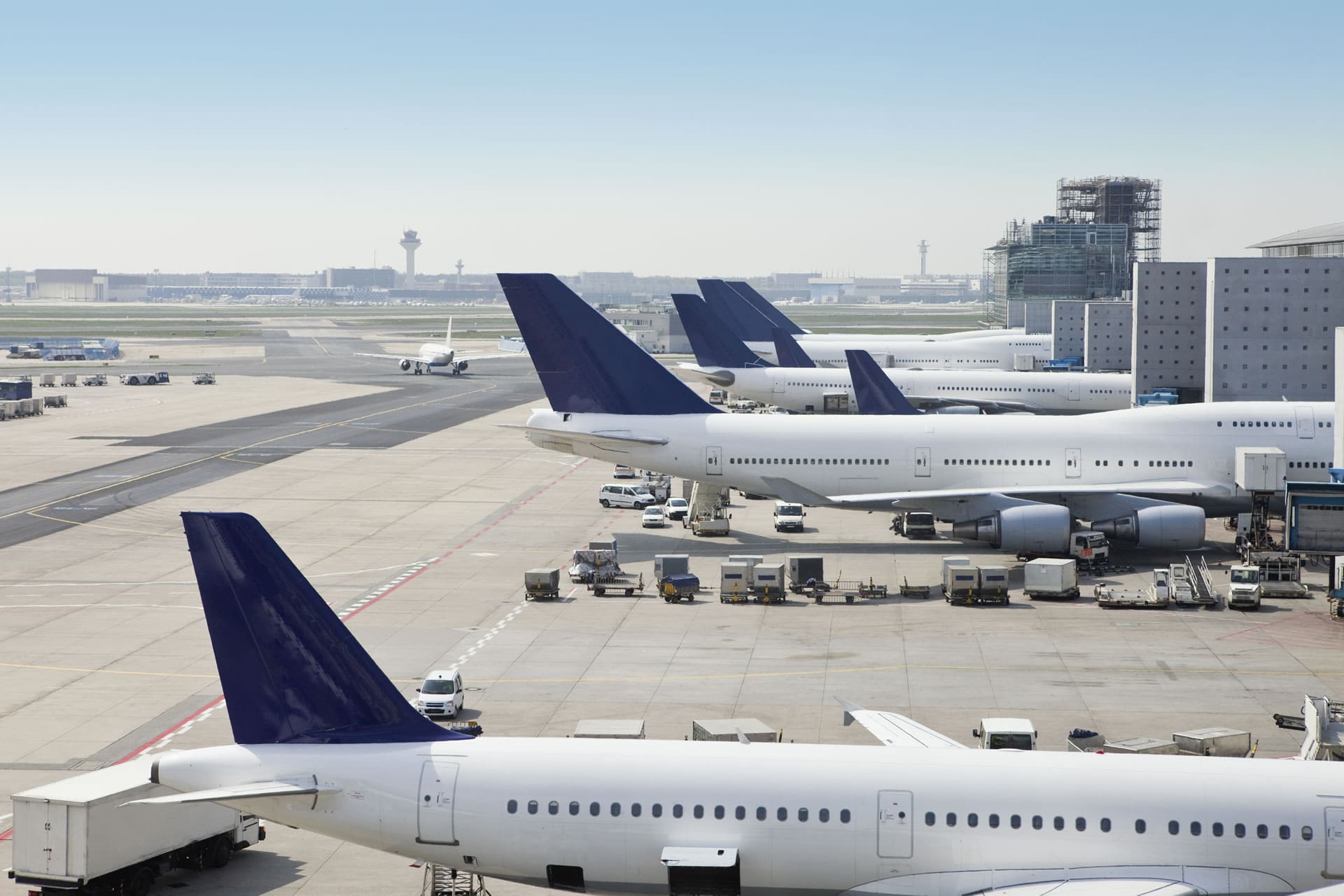 Planes at airport gates